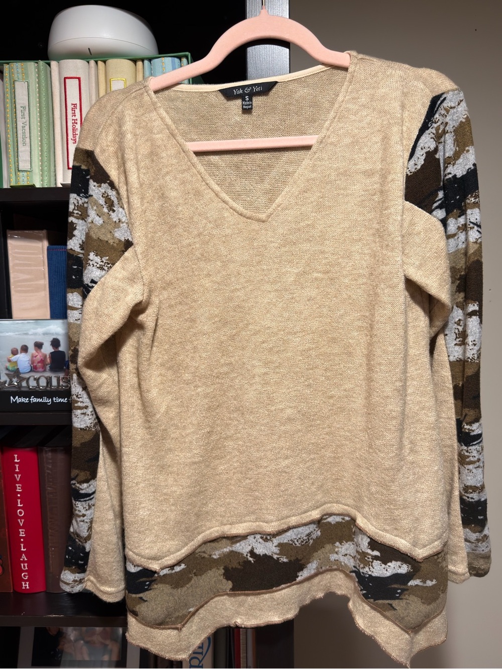 Yak &Yeti Women's Beige V-Neck Sweater with Camo Trim NWOT